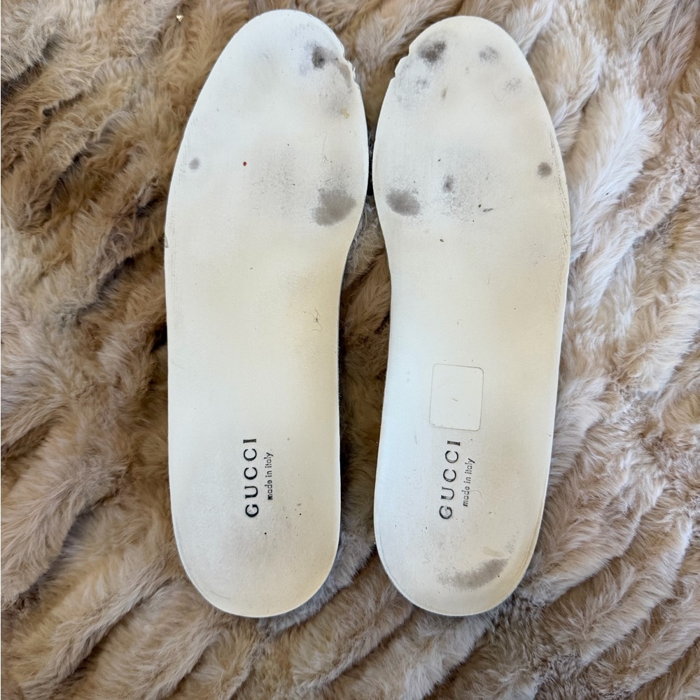 Women's Gucci Ace sneaker with bee
Size 36 US 6 - Picture 10 of 12